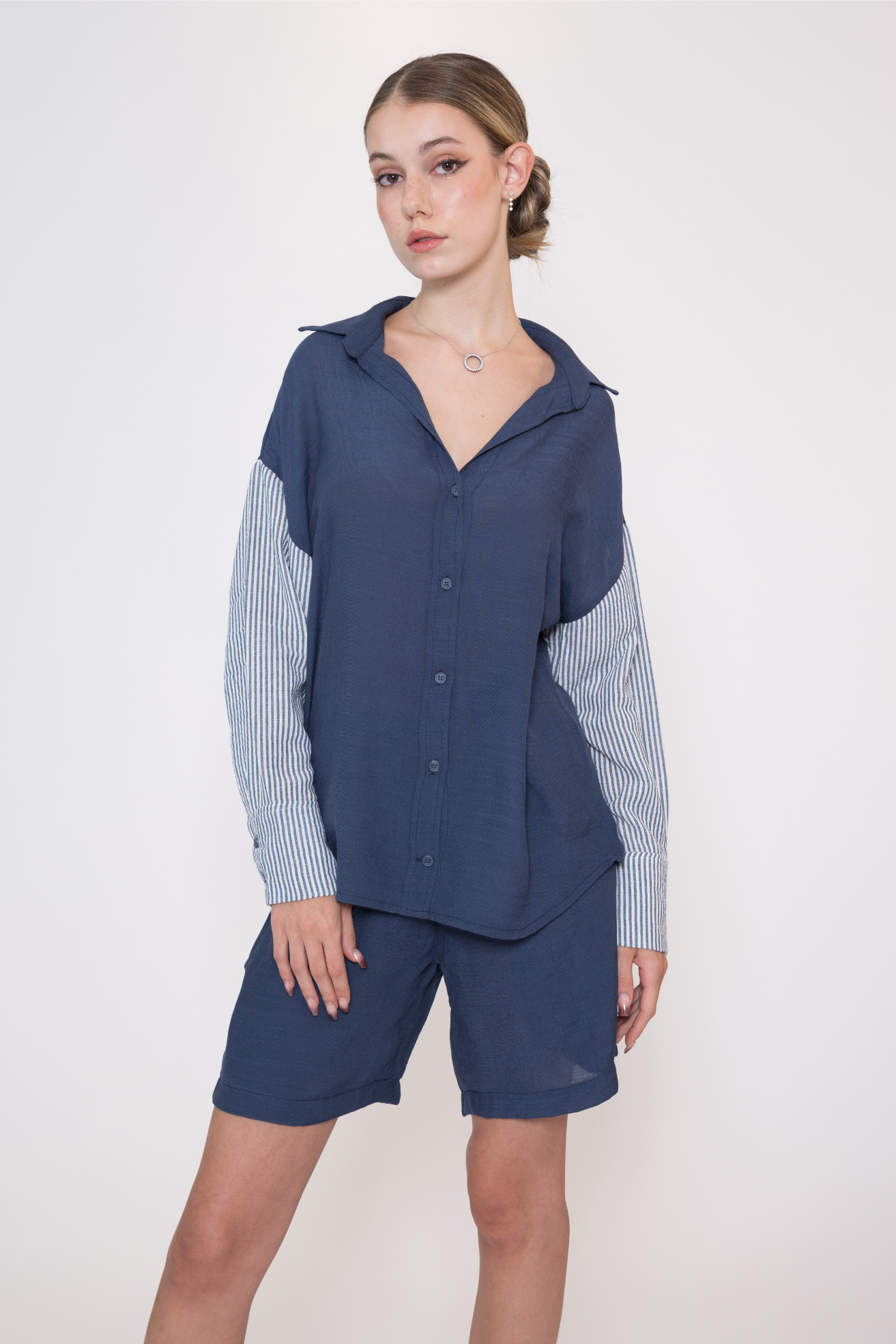 Navy Linen Bermuda Shorts