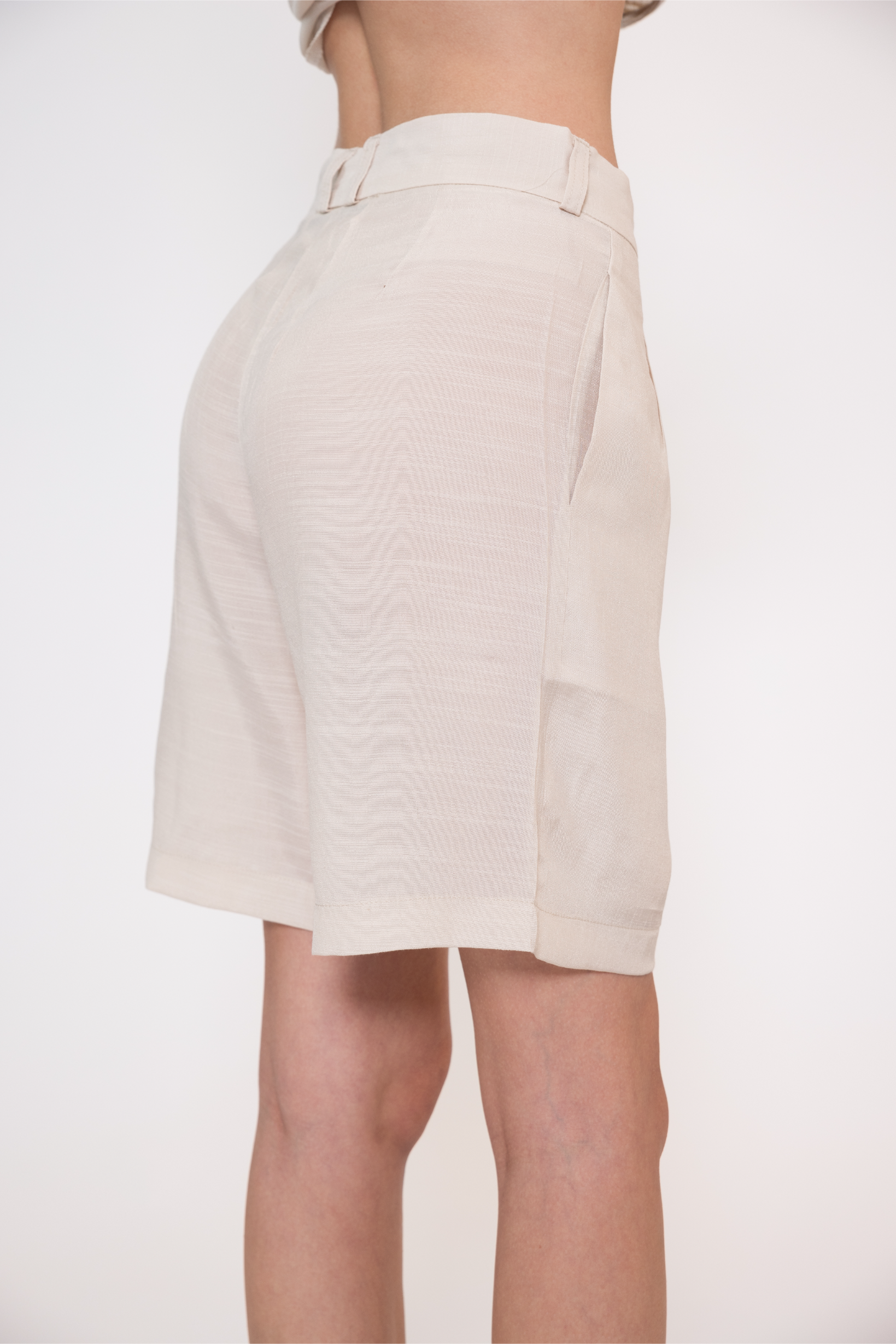 Linen Bermuda Beige
